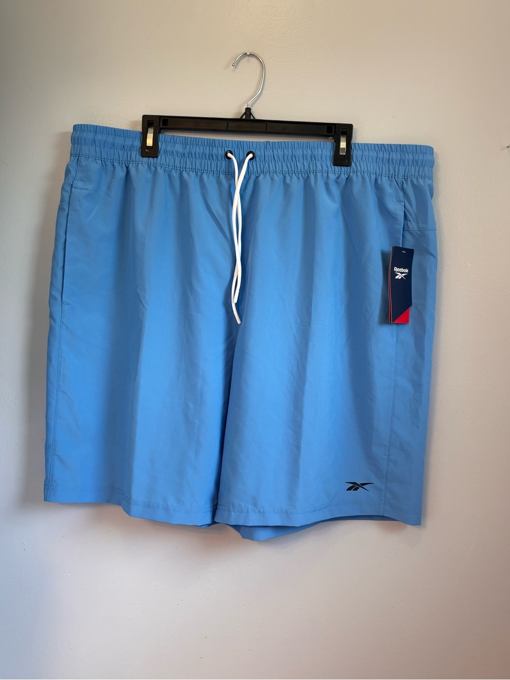 Reebok Men’s Blue Woven Athletic Workout Shorts Sz XXL. NWT